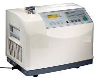 Helium Leak Detector