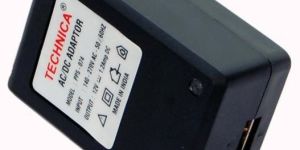 Universal AC/DC USB Adapter