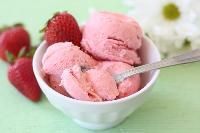 Strawberry Ice Creams