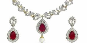 Connie Diamond Necklace Set