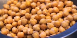 White Chickpeas