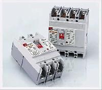 Molded Case Circuit Breakers